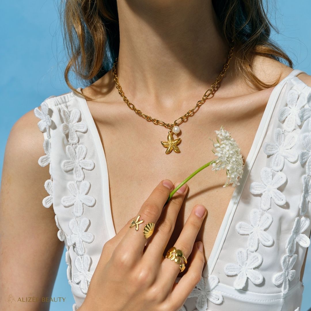 Collier Pendentif Étoile De Mer Plaqué Or 18K